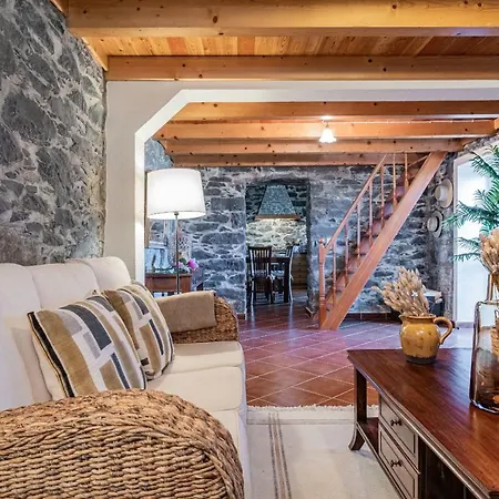 Rainbow By Homie 蓬塔杜帕戈